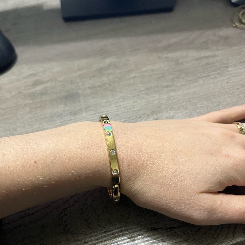 Kate Space Set in Stone Hinged Bangle